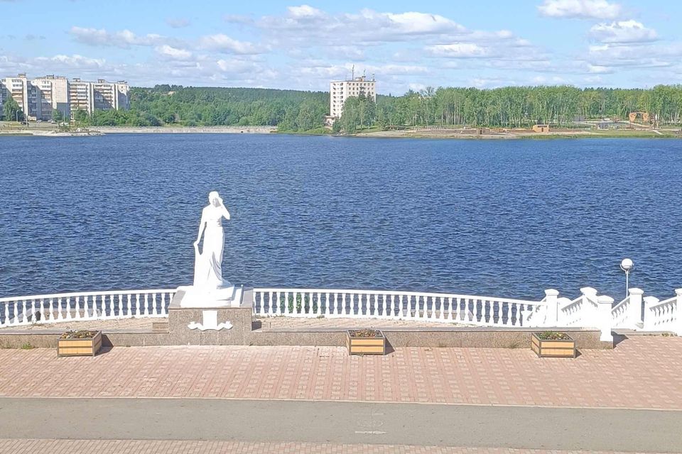 Продаётся 2-комнатная квартира, 52.5 м²