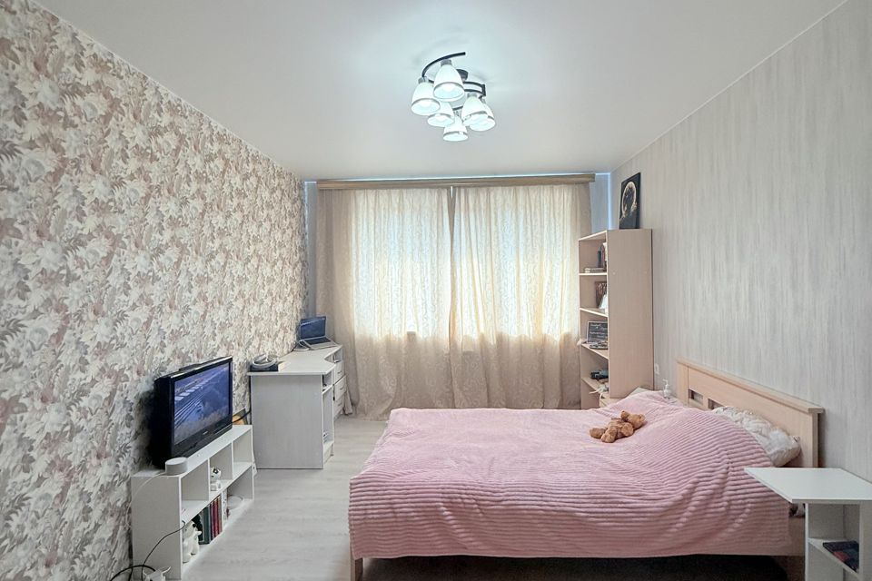 Продаётся 1-комнатная квартира, 43 м²