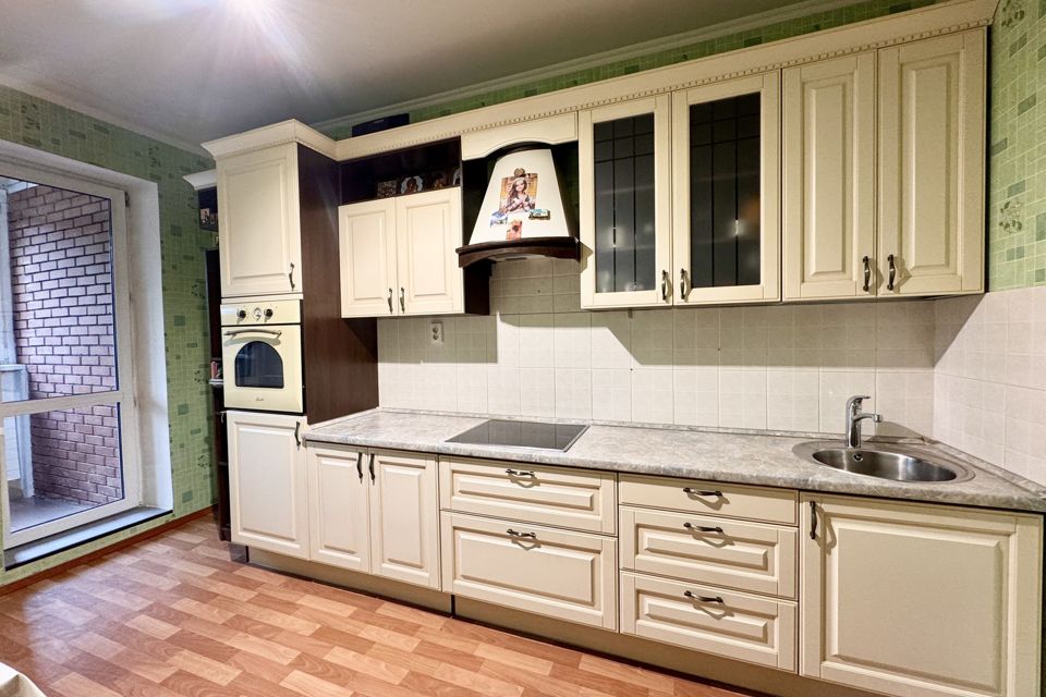 Продаётся 1-комнатная квартира, 52.2 м²
