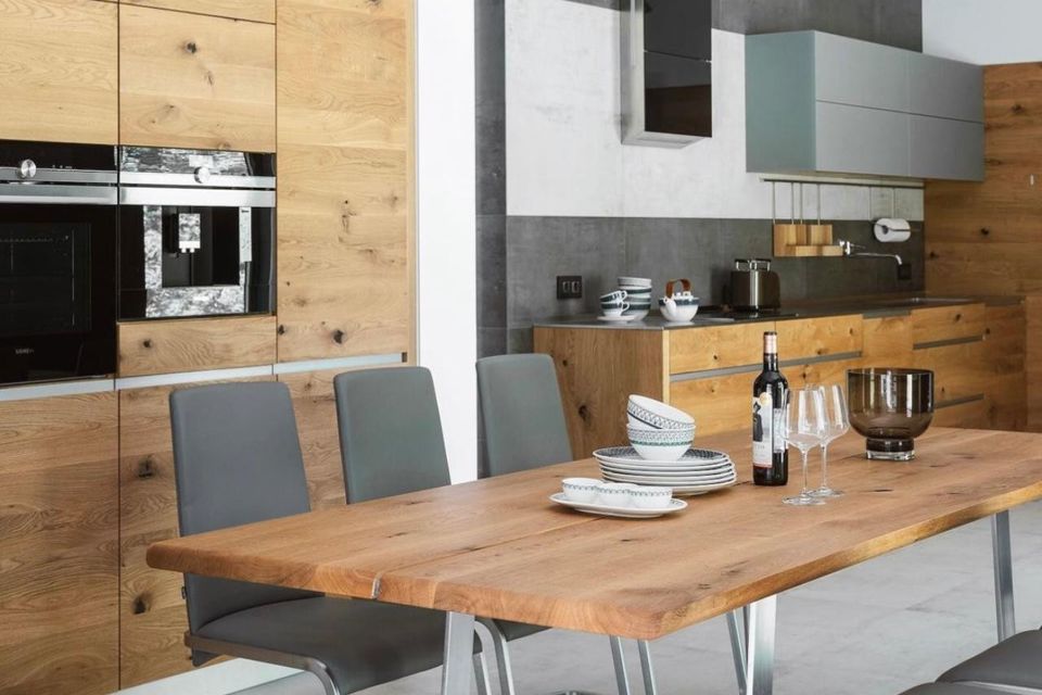 Продаётся 2-комнатная квартира, 134 м²