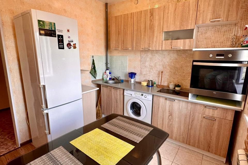 Продаётся 2-комнатная квартира, 60.6 м²