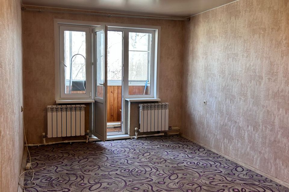Продаётся 3-комнатная квартира, 57.4 м²