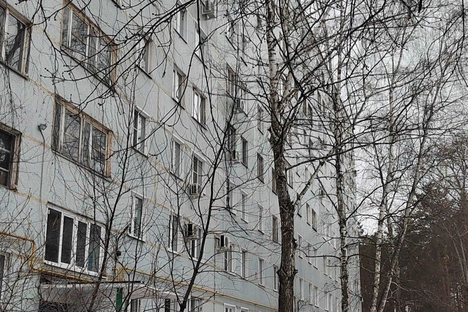 Продаётся 3-комнатная квартира, 52.9 м²