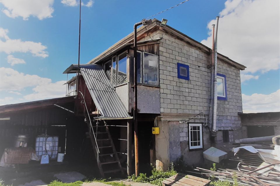 Дом в Самарская область, Кинель городской округ, Алексеевка пгт ул. .