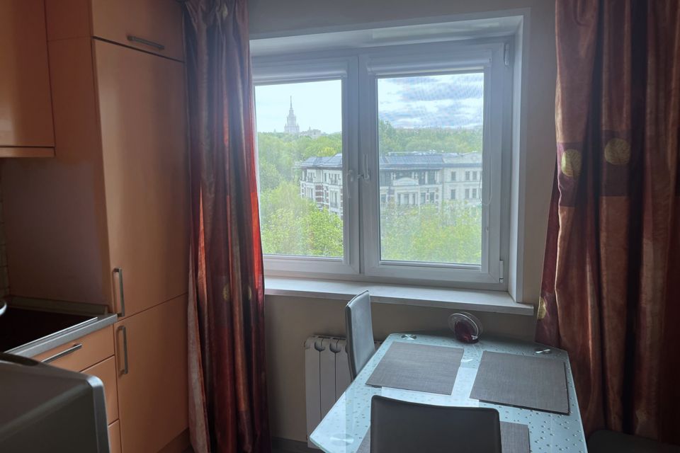 Продаётся 1-комнатная квартира, 33 м²