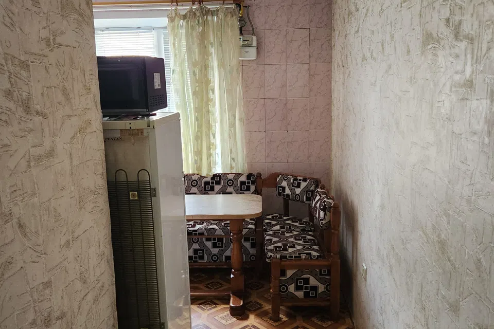 Продаётся 3-комнатная квартира, 58.8 м²