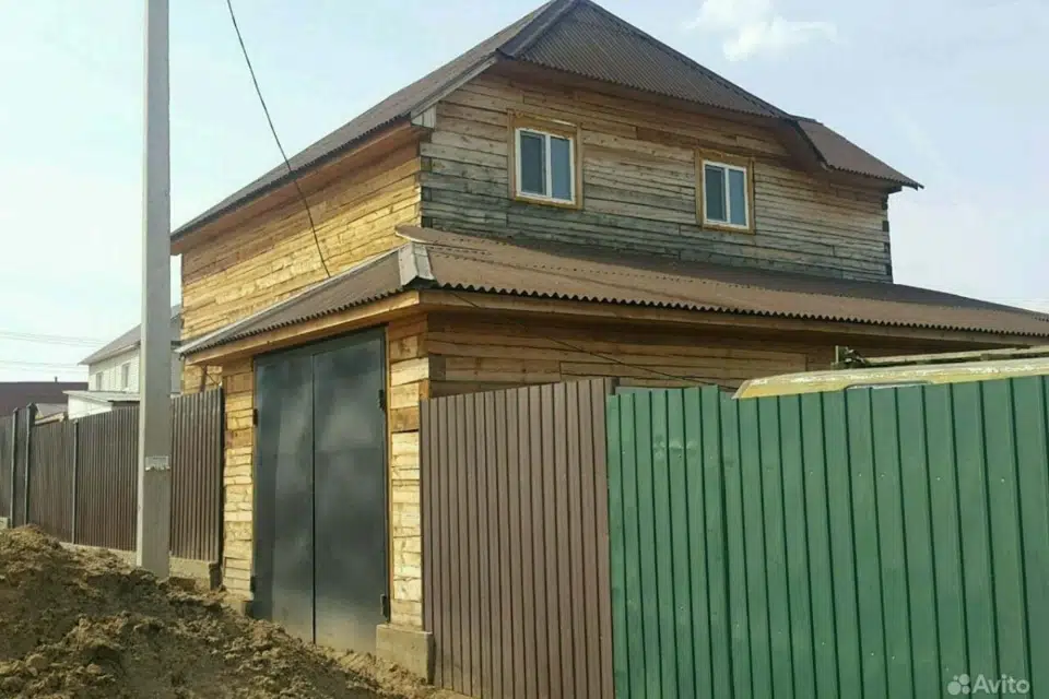 Продаётся 2-этажный дом, 150 м²