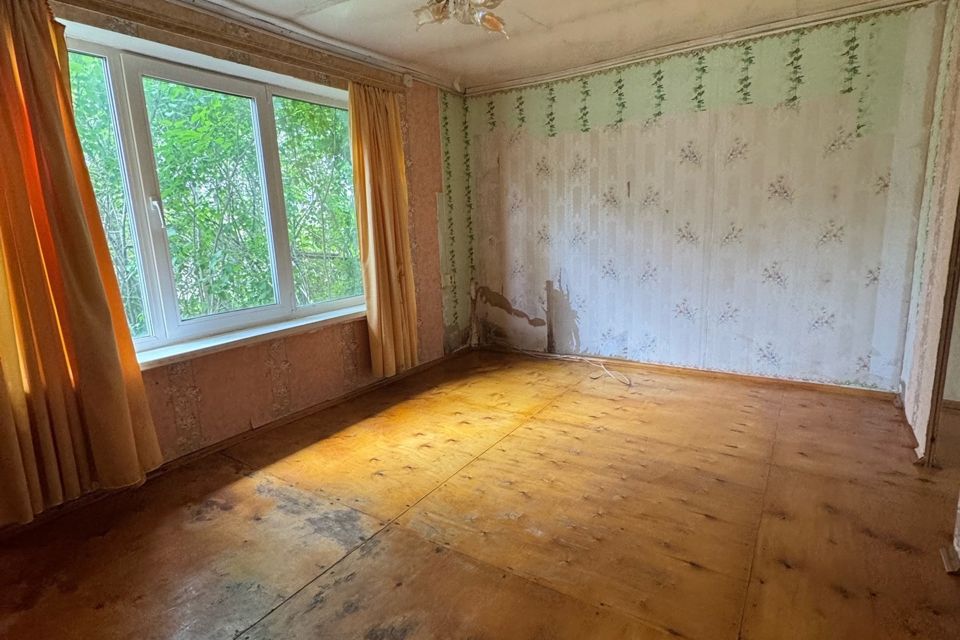Продаётся 3-комнатная квартира, 31.9 м²