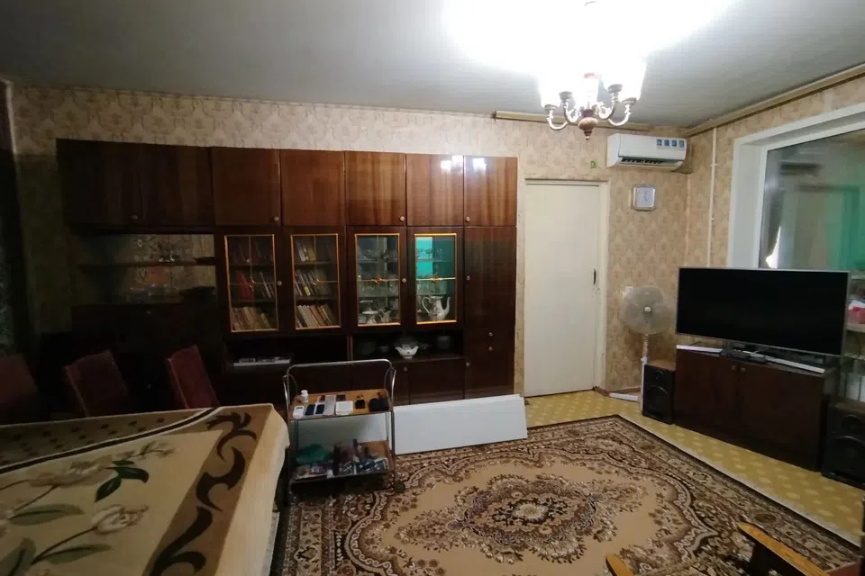 Продаётся 3-комнатная квартира, 57.1 м²