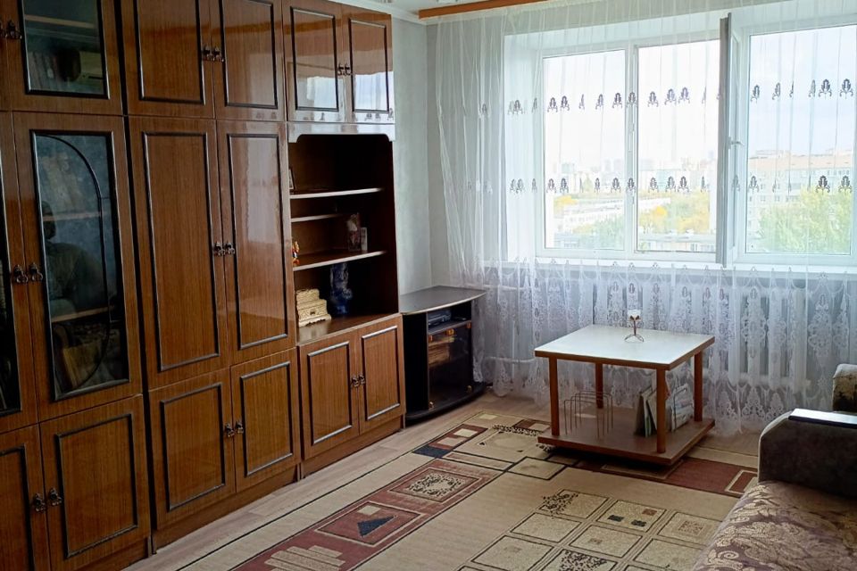 Продаётся 3-комнатная квартира, 57.9 м²