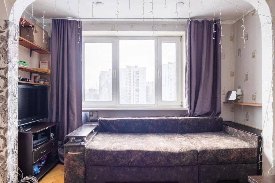 Продаётся 1-комнатная квартира, 35.6 м²