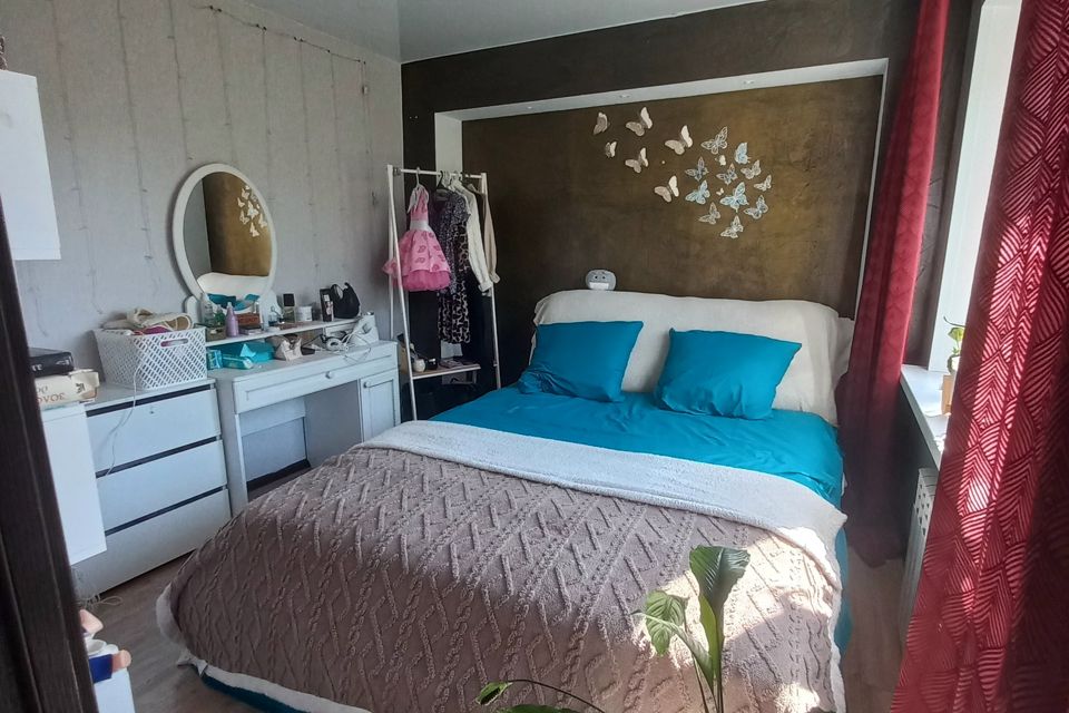 Продаётся 4-комнатная квартира, 60 м²