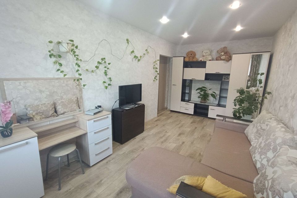 Продаётся 2-комнатная квартира, 43.6 м²