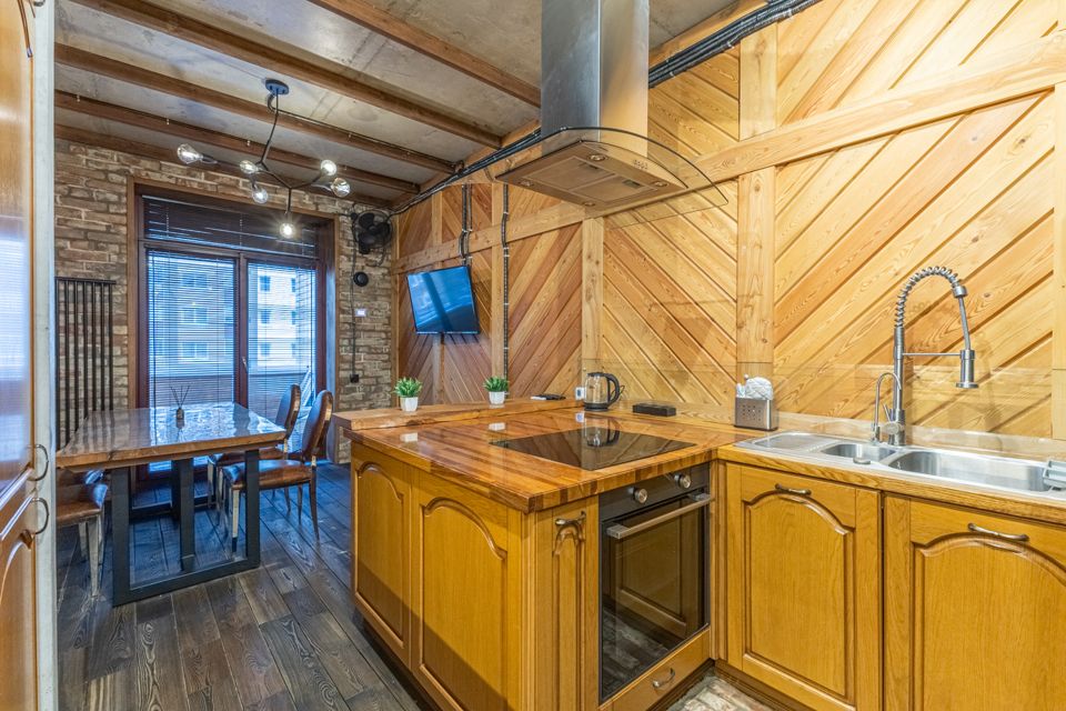 Продаётся 4-комнатная квартира, 133.5 м²