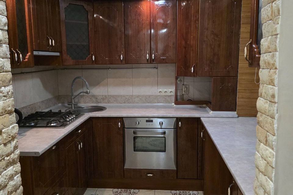 Продаётся 3-комнатная квартира, 60 м²