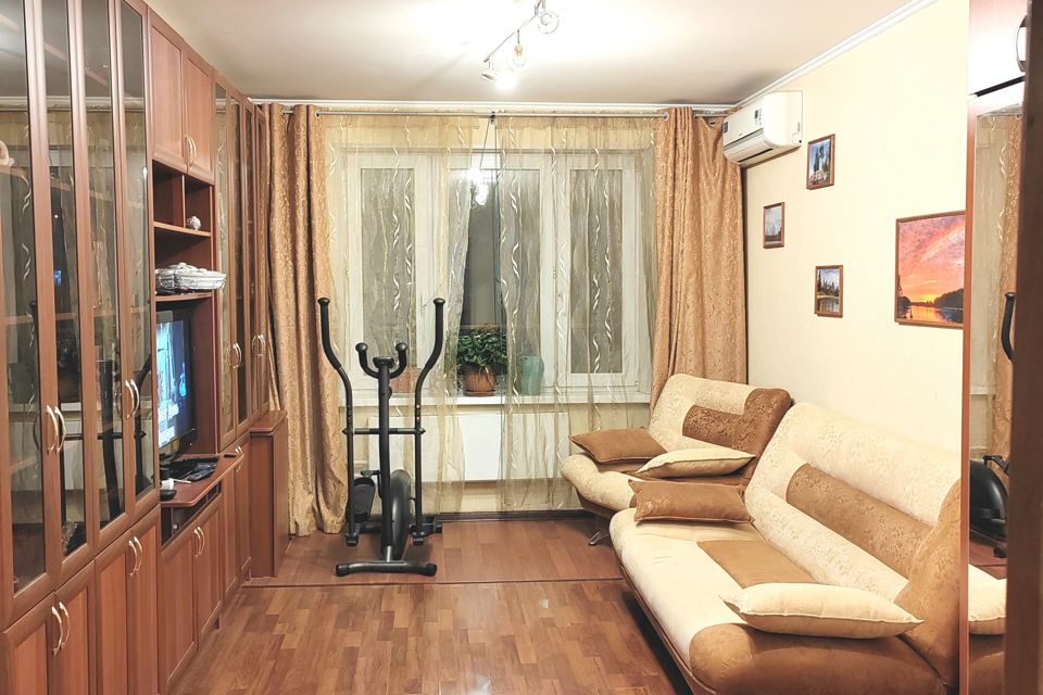 Продаётся 3-комнатная квартира, 60.2 м²