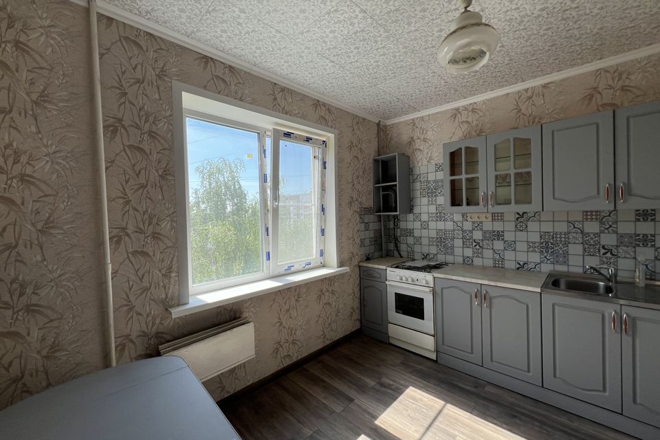 Продаётся 1-комнатная квартира, 37.3 м²