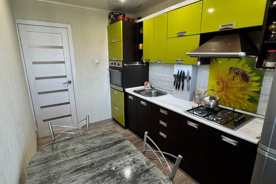 Продаётся 3-комнатная квартира, 70.5 м²