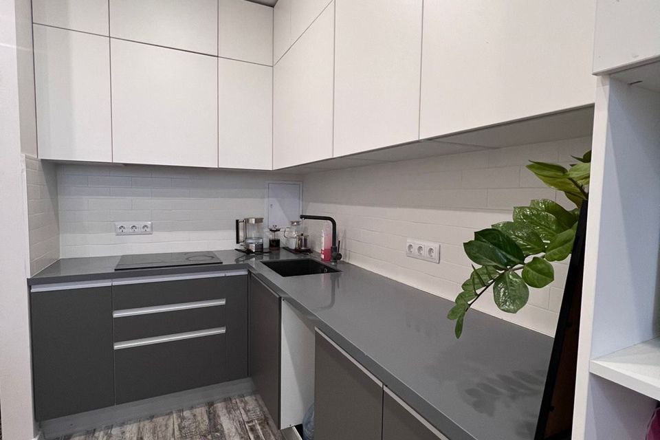 Продаётся 1-комнатная квартира, 35.4 м²