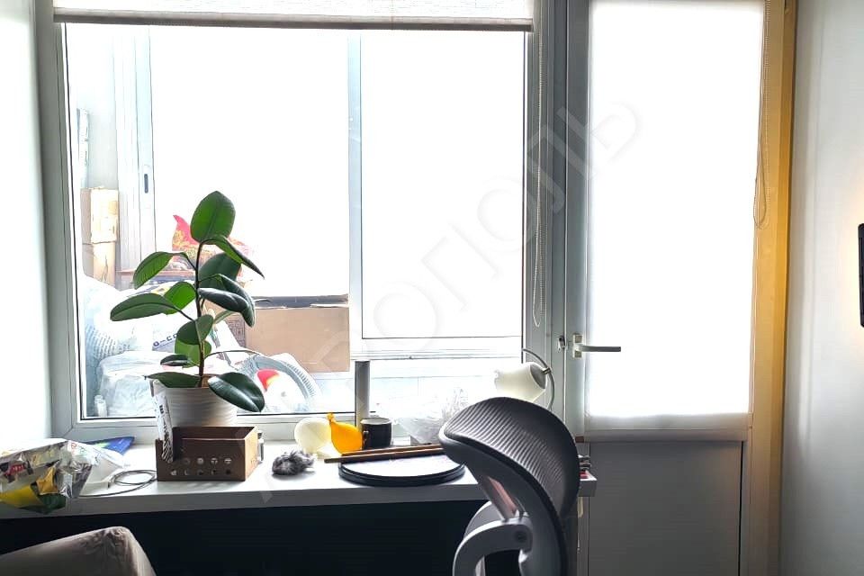 Продаётся 3-комнатная квартира, 57.1 м²