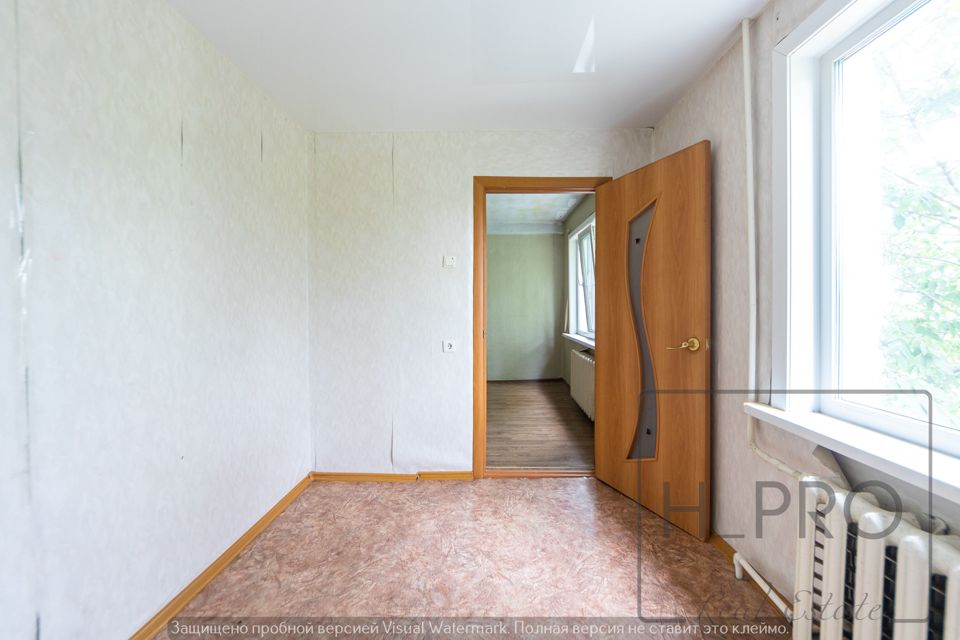 Продаётся 3-комнатная квартира, 50.3 м²