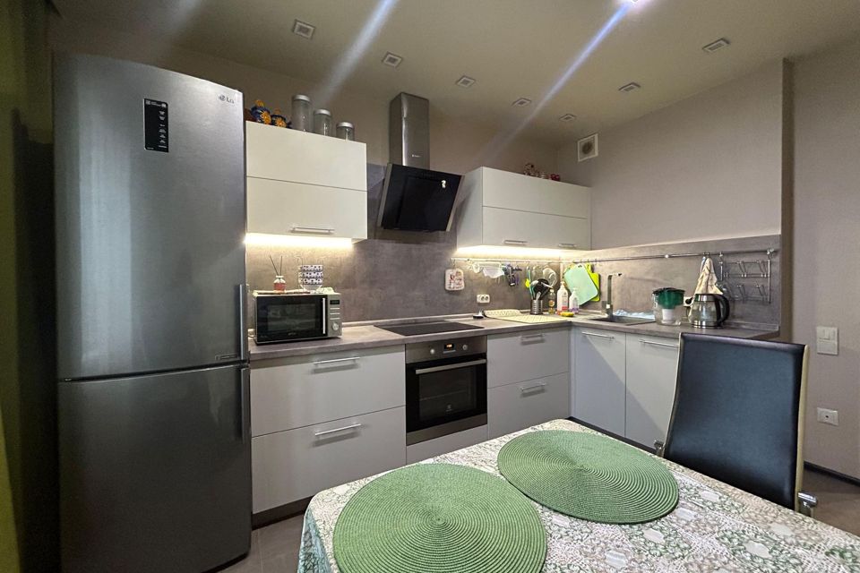 Продаётся 1-комнатная квартира, 45.4 м²