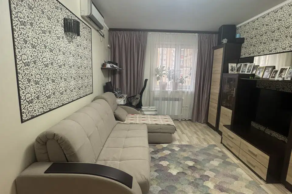 Продаётся 2-комнатная квартира, 56.9 м²