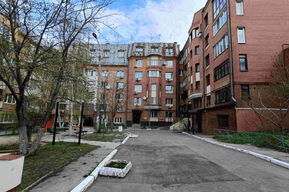 Продаётся 2-комнатная квартира, 62.3 м²