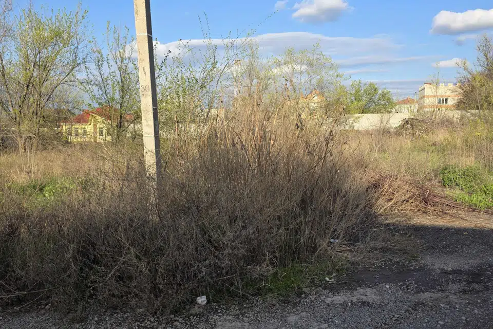 Продаётся участок, 10 сот., ИЖС