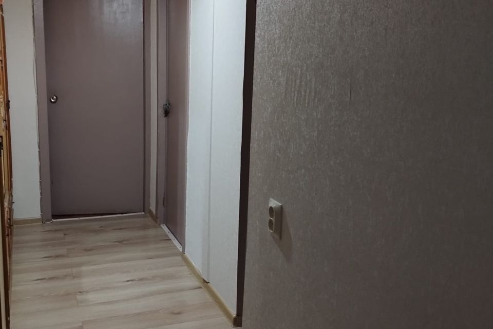 Продаётся 3-комнатная квартира, 57.5 м²