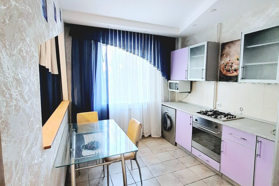 Продаётся 3-комнатная квартира, 69 м²