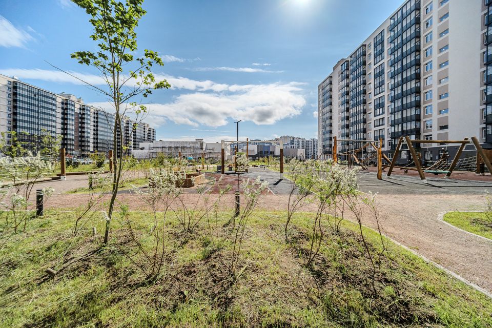 Продаётся 4-комнатная квартира, 100 м²
