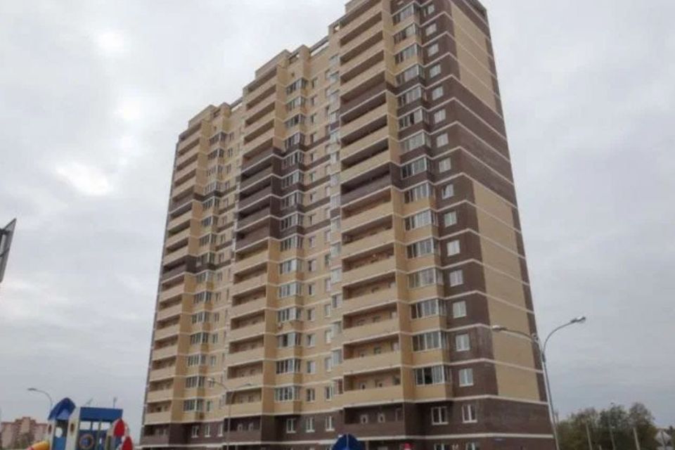 Продаётся 2-комнатная квартира, 49.2 м²