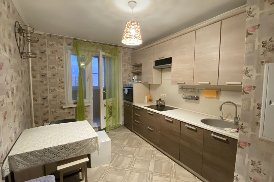 Продаётся 2-комнатная квартира, 56 м²