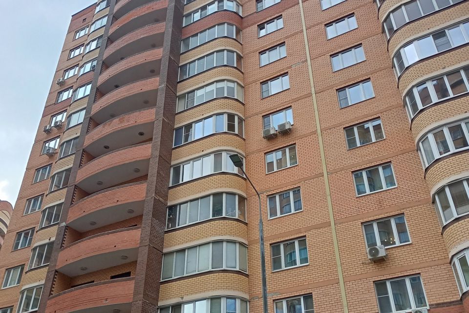 Продаётся 2-комнатная квартира, 42.3 м²