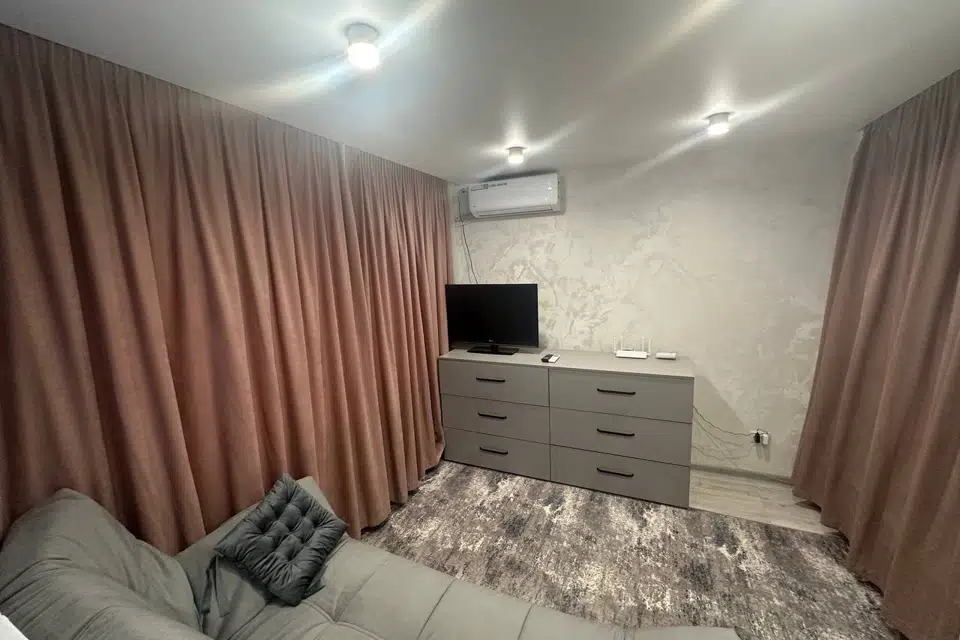 Сдаётся 1-комнатная квартира, 35 м²