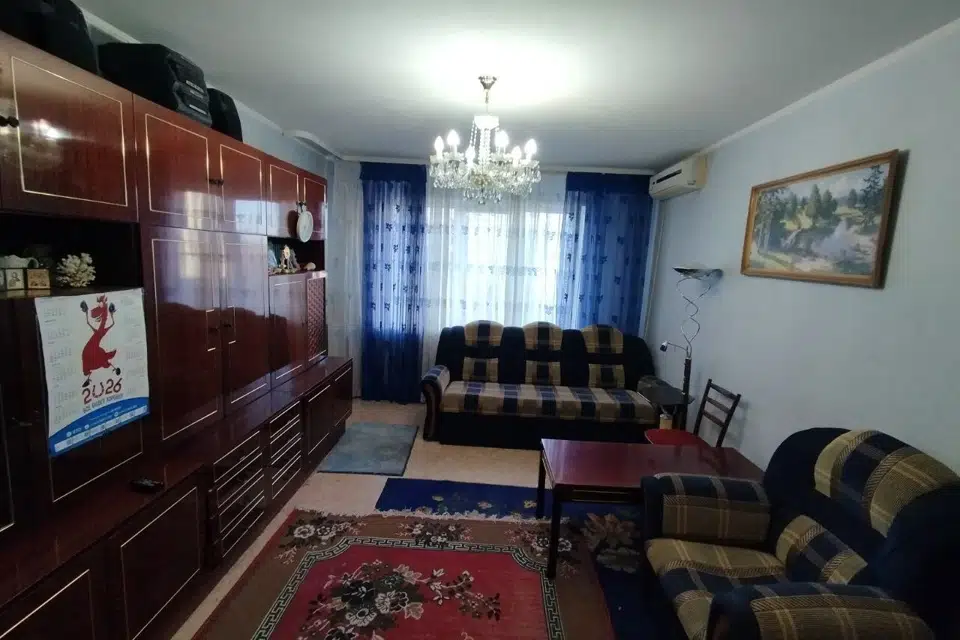 Продаётся 3-комнатная квартира, 72.6 м²