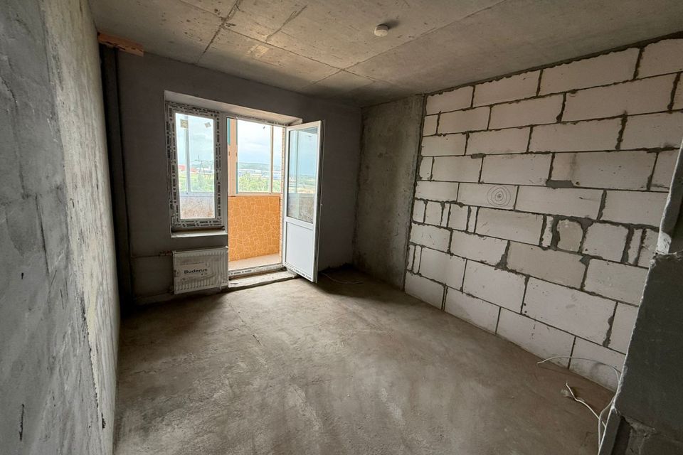 Продаётся 1-комнатная квартира, 41.7 м²