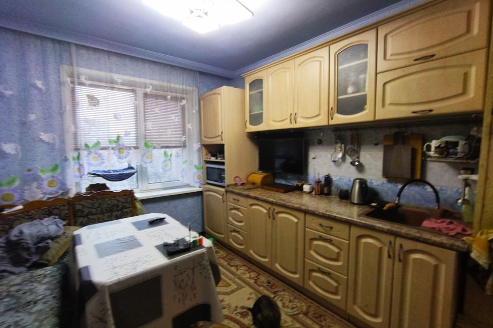 Продаётся 3-комнатная квартира, 65 м²