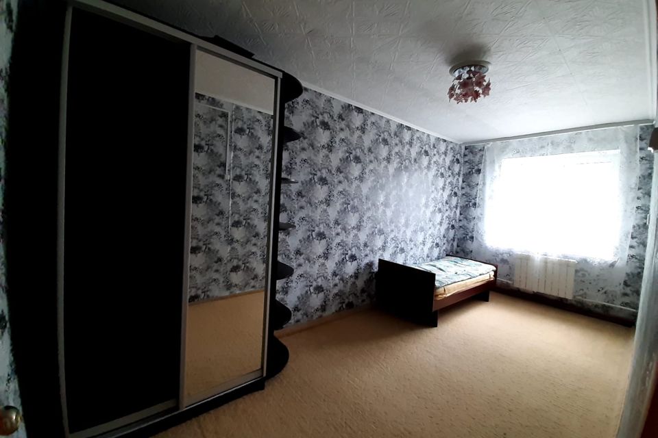 Продаётся 3-комнатная квартира, 63.5 м²