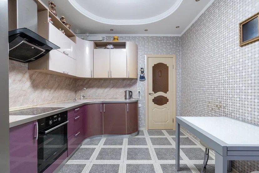 Продаётся 2-комнатная квартира, 71.7 м²