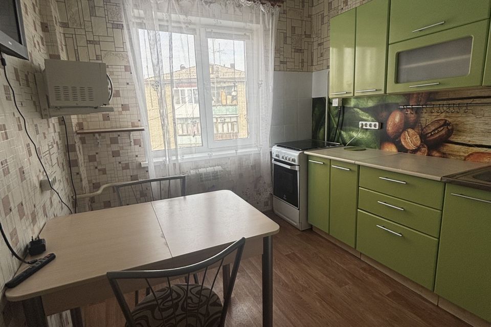Продаётся 3-комнатная квартира, 58.4 м²