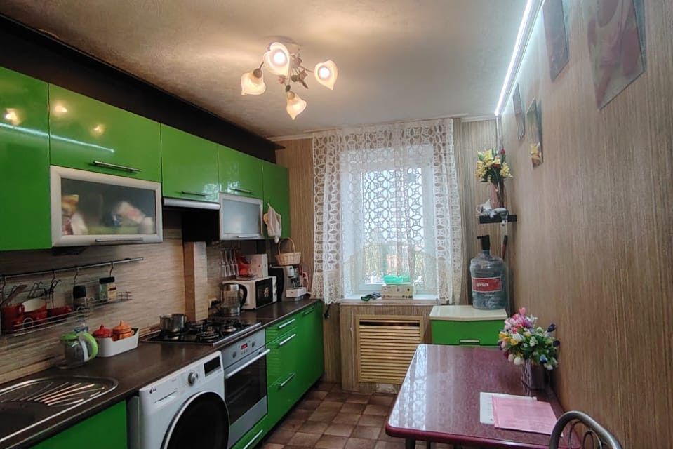 Продаётся 3-комнатная квартира, 64 м²