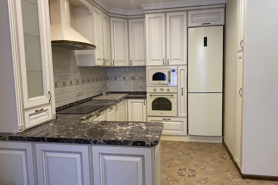 Продаётся 2-комнатная квартира, 70.3 м²