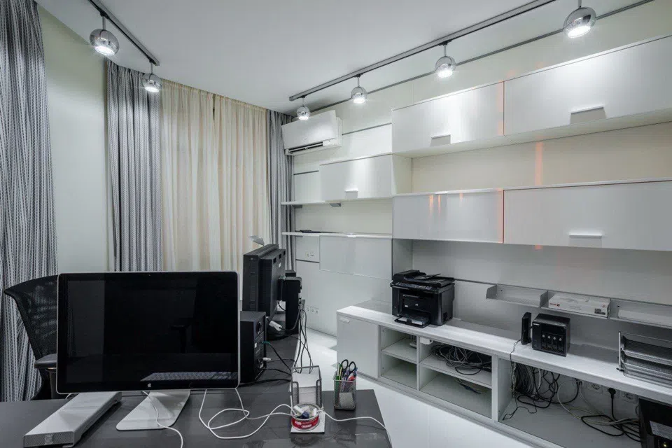 Продаётся 4-комнатная квартира, 147.3 м²