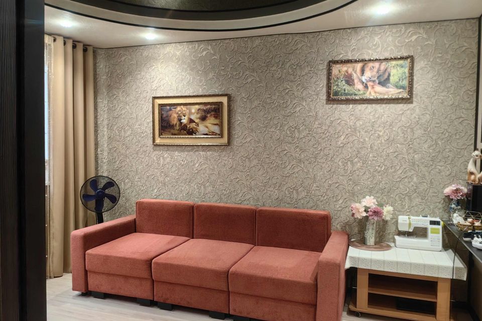 Продаётся 2-комнатная квартира, 55.6 м²