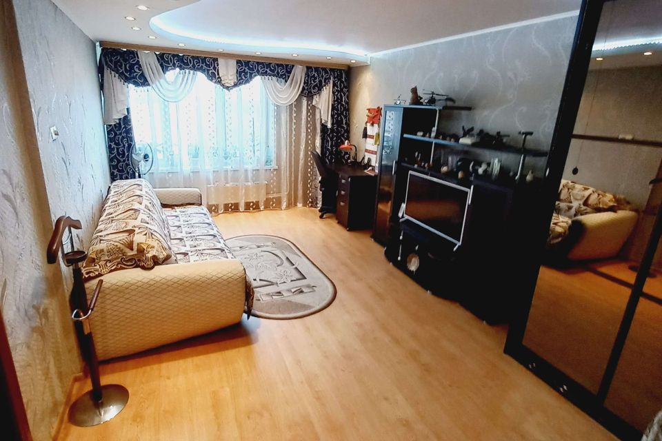 Продаётся 3-комнатная квартира, 67.8 м²