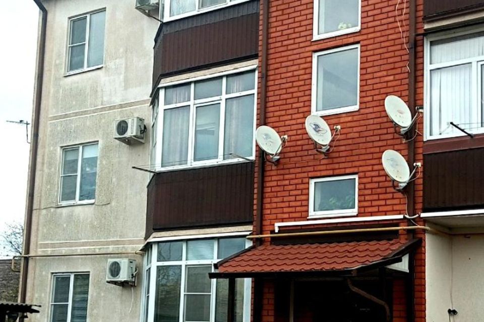Продаётся 2-комнатная квартира, 61.6 м²