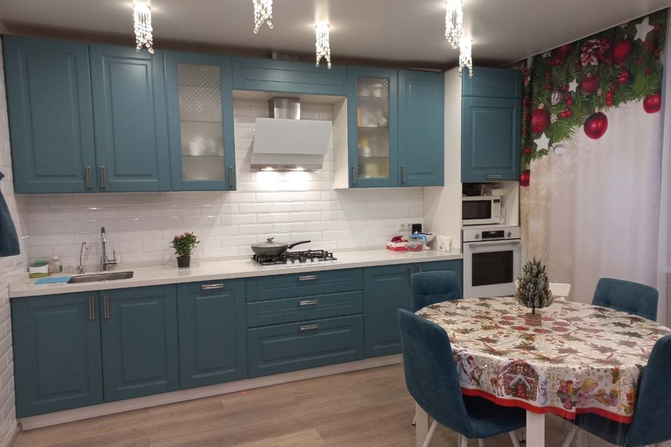 Продаётся 4-комнатная квартира, 76.6 м²