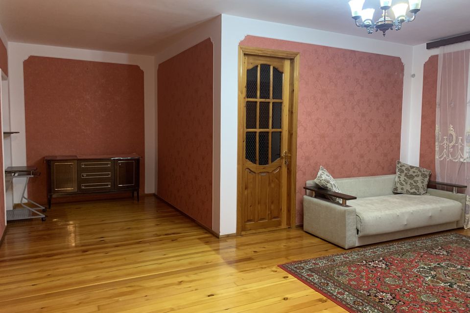 Продаётся 3-комнатная квартира, 94 м²